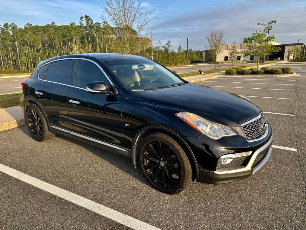 2017 INFINITI QX50 Base
