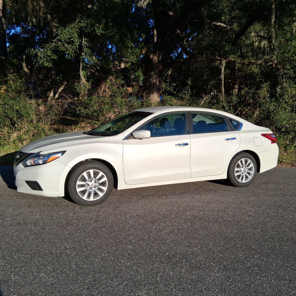 2017 Nissan Altima S - Photo 6
