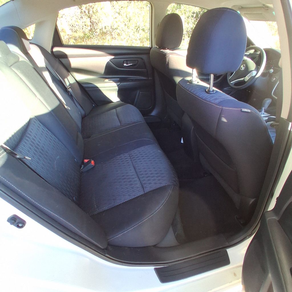 2017 Nissan Altima S - Photo 14