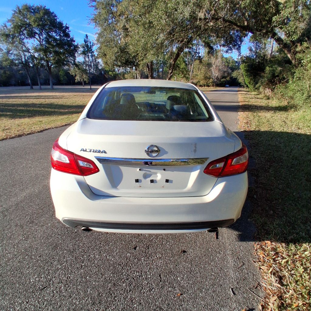 2017 Nissan Altima S - Photo 7